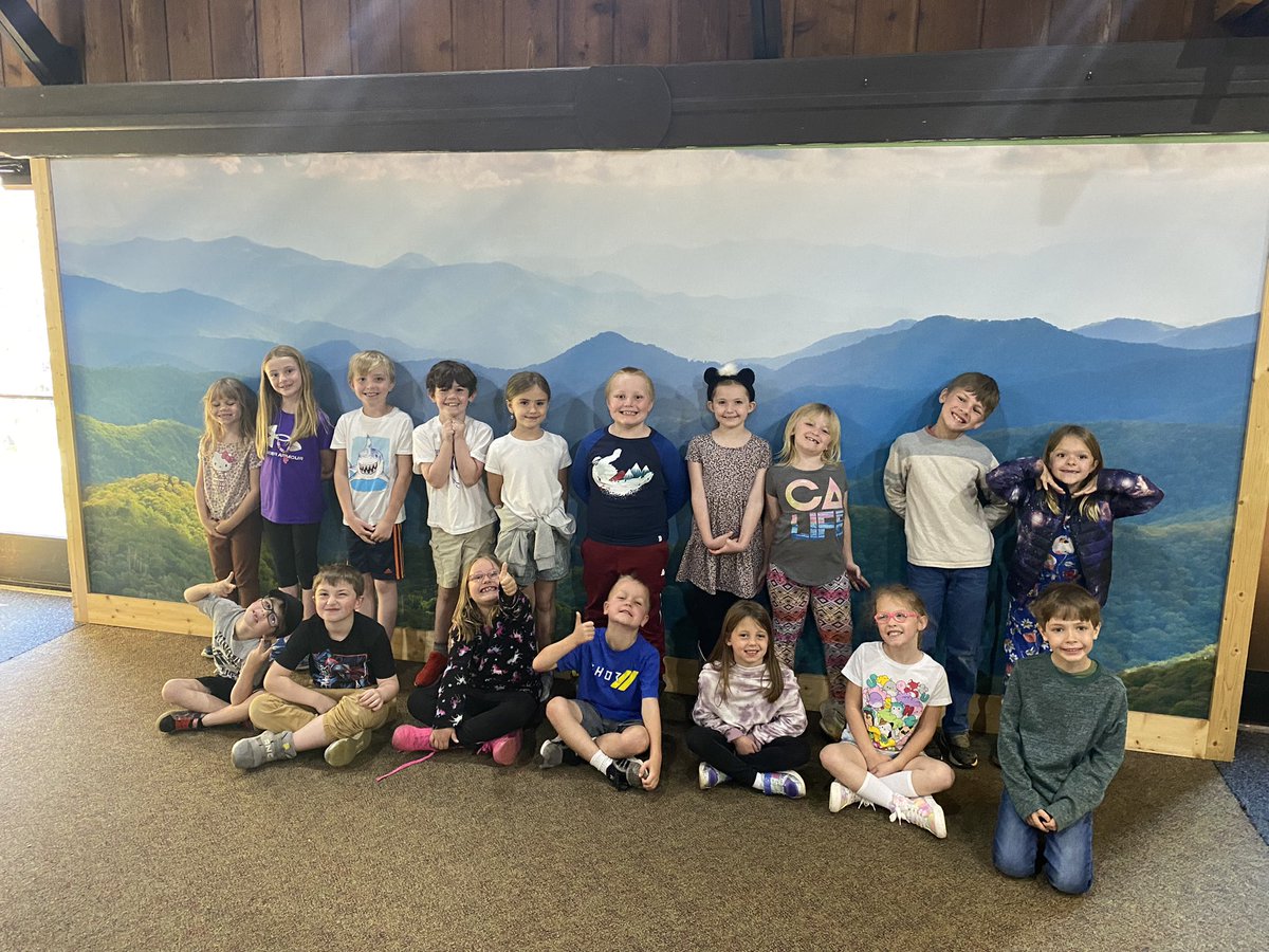 mrspruittfirst's tweet image. We had a blast at the WNC Nature Center! @MillsRiverSch