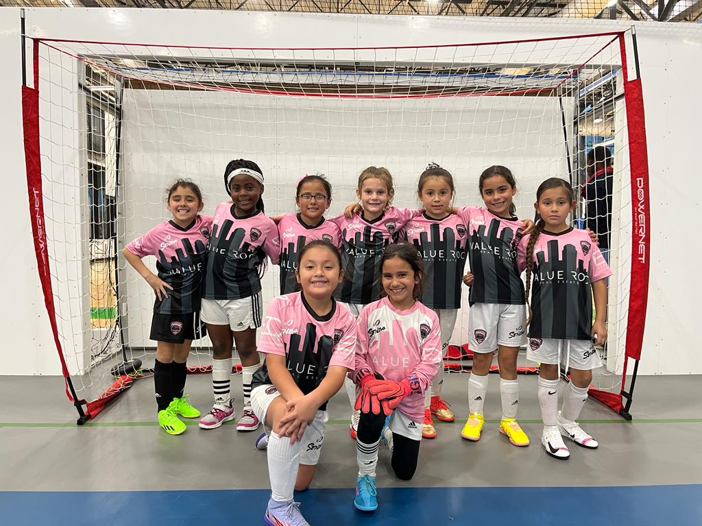 HtownFutsalClub's tweet photo. Establishing a culture of #futbol y #futsal early 
2015G girls are paving the avenue for younger generations
Does your child's club provide Futsal at a young age?🤔
Is the environment rich in technical development? 🤔
Tryouts for 2016s-2009s below 👇
https://t.co/i7bb85BJhp https://t.co/dS9dKQovOv