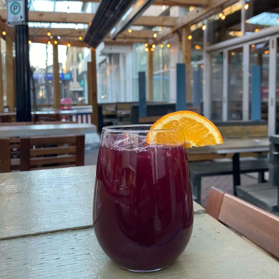 Were you maybe a little hesitant to try out a #yegWinterPatio during colder weather? It’s OK. Things are warming up—try dining al fresco on a crisp spring day! Then, come next winter, there’ll be no stopping you!

buff.ly/3ypm4ut

📷 @caskbarrel104