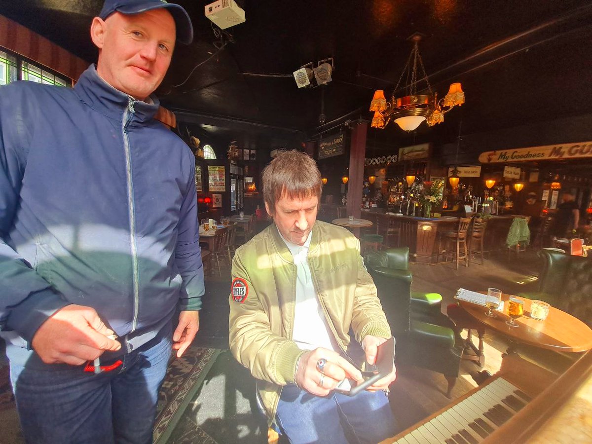 A few great memories from today including Deano checking the lyrics to Up the Junction by Squeeze,Thanks from myself,<a href="/VinnieSull1van/">Vinnie Sullivan</a> <a href="/mongsley/">moosh</a> and the team at at <a href="/Britains___Pubs/">Britain's Lost & Living Pubs</a> as well as Claire and The Pelton Arms SE10,Here's to Pubs  with Pianos🍻👌