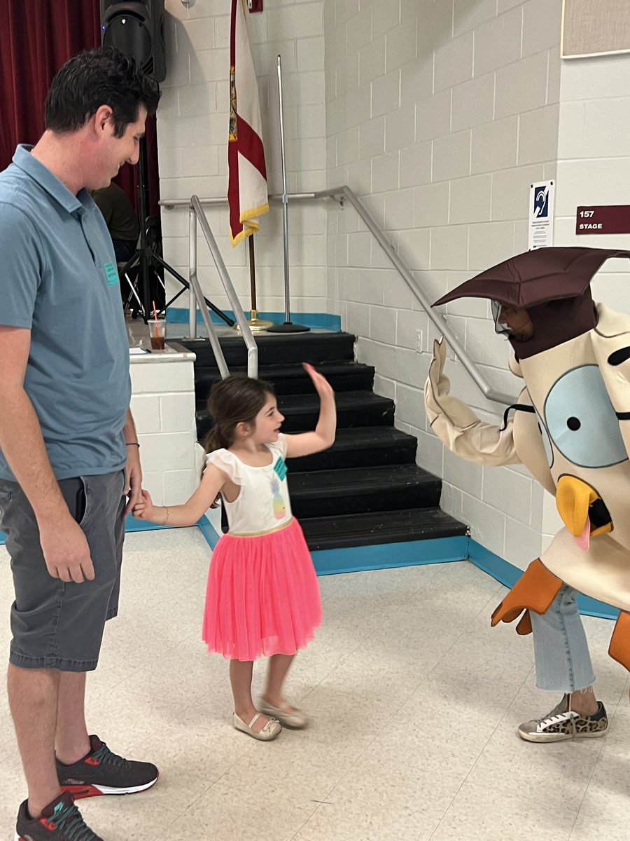 Dawn Sarnelli tweet media