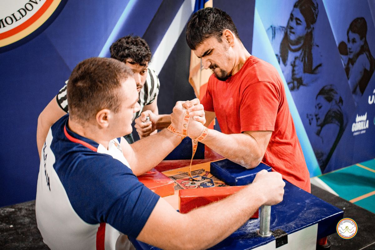 USMF_Moldova's tweet image. The team of "Nicolae Testemitanu" University  became 5 times armwrestling champion, surpassing the 23 professional sports clubs from the Republic of Moldova participating in the 7th edition of the National Armwrestling Championship. 
#USMF
usmf.md/en/noutati/nic…