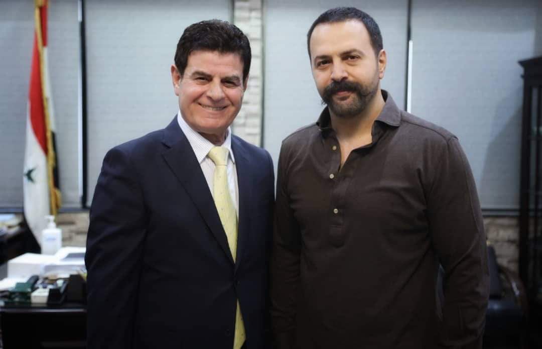 ninar_fm's tweet photo. نقابة الفنانين في #سوريا تكرّم النجم #تيم_حسن تقديراً لمسيرته الإبداعية المميزة

@actortaim

#نينار_اف_ام
#الزند https://t.co/Odgz830UOz