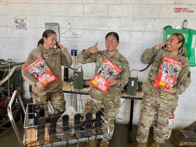 soldiersangels's tweet image. Calling all supporters! I think the popcorn was a HIT! 🍿 We've been getting some pretty great photos from the units who received it. Thanks to all who pitched in to help with shipping and thank you, @boyscouts, for supplying the popcorn! #TrailsEndPopcorn #Deployed