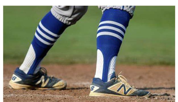 Step-by-Step Criteria to Consider When Choosing Custom Baseball Socks: From Comfort and Support to Durability and Moisture Resistance, EverLighten is Your Reliable Manufacturer for Any Order Size. 
Read more here: buff.ly/3KMMiya 

#custombaseball #EverLighten #baseball