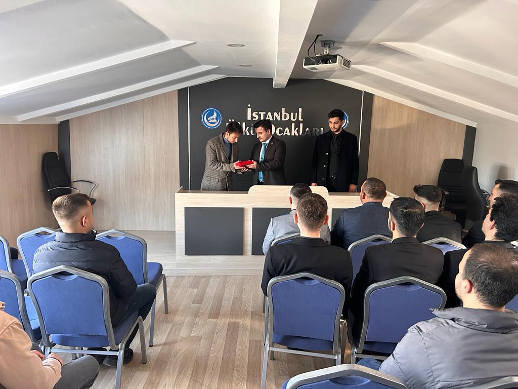İstanbul Ülkü Ocakları Üniversiteler Birimi tweet media