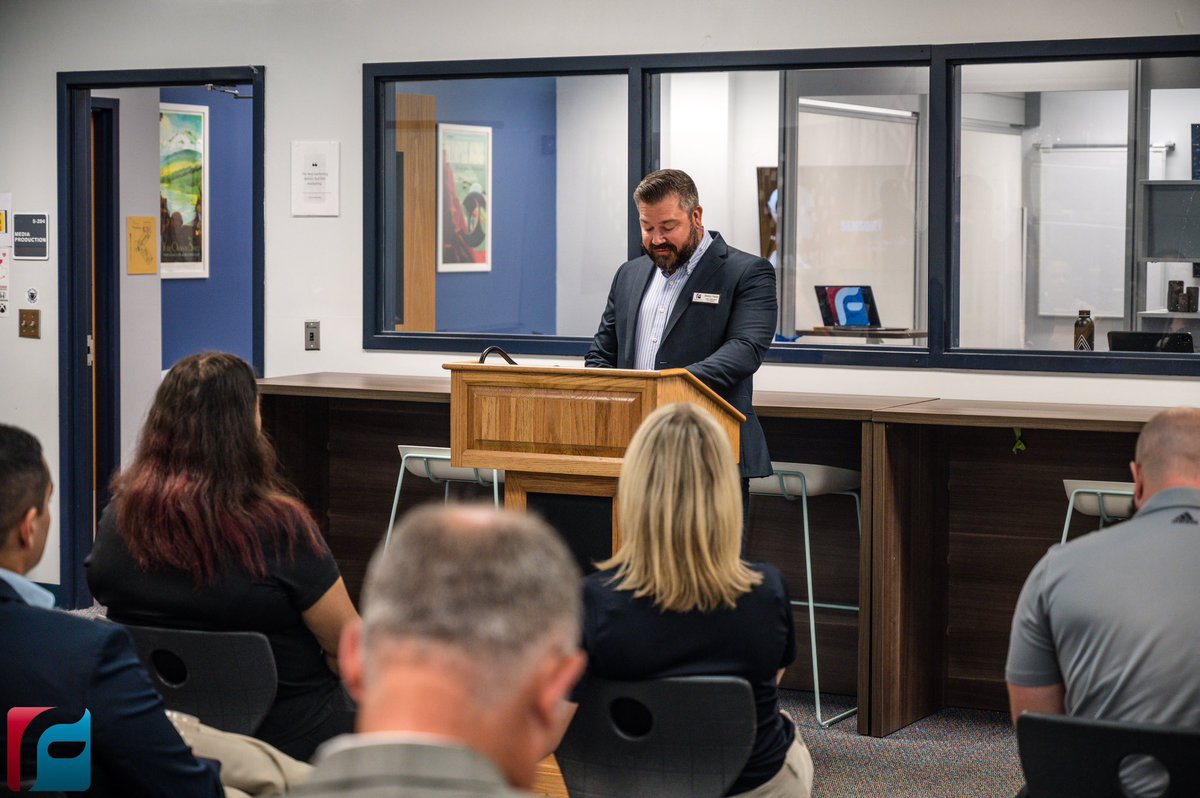 jossler53's tweet photo. We were beyond thrilled to officially unveil our new MHS Marketing Lab today! Yet another innovative learning space for our amazing Matanzas CTE Students to learn hands-on, real world skills to get them career-ready! #Classrooms2Careers #WhyMHS @CteMatanzas @marketing_mhs https://t.co/oCsKk1ncfp