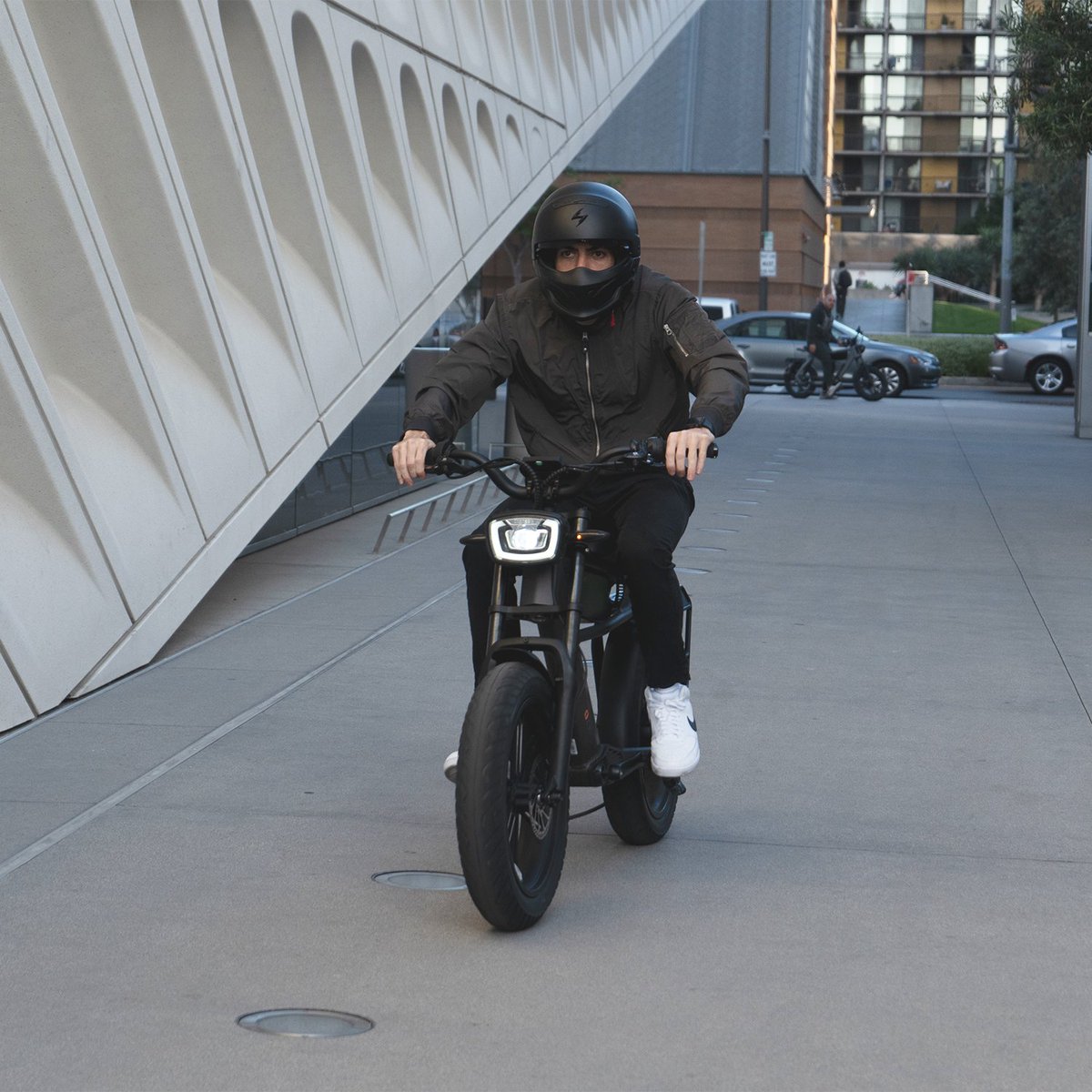 C3Strom's tweet photo. Take your spring rides to the next level with our high-performance #astro. From city cruising to off-road adventures, we've got you covered. 

Shop now and get https://t.co/geKllGnSCr 
Save during our big sale. 

#c3strom #ebikelife #springride #ebikesale https://t.co/CI9b1SWPDI