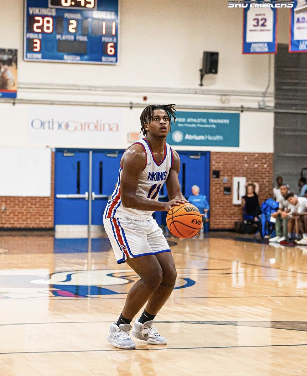 North Meck Hoops (@northmeckbball) on Twitter photo 2 seniors ➡️ 2 Division I signees
Christian Foy (<a href="/MerrimackMBB/">Merrimack Men’s Basketball</a>) & Demoris Jenkins (<a href="/ECUPiratesFB/">ECU Football</a>)
Big time accomplishment 🤝 Proud of these guys
#VIKING4LIFE 2 seniors ➡️ 2 Division I signees
Christian Foy (<a href="/MerrimackMBB/">Merrimack Men’s Basketball</a>) & Demoris Jenkins (<a href="/ECUPiratesFB/">ECU Football</a>)
Big time accomplishment 🤝 Proud of these guys
#VIKING4LIFE