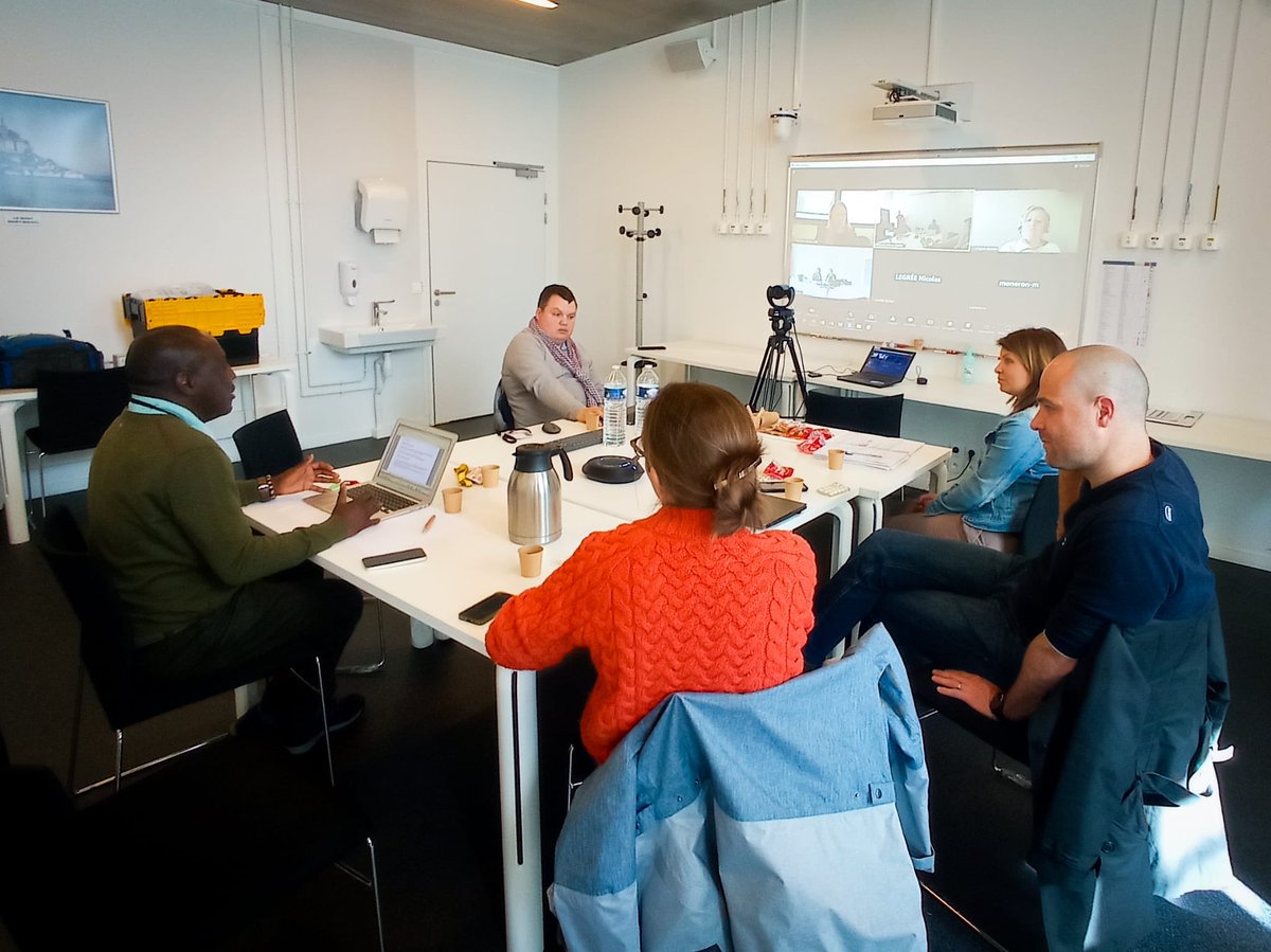 Très belle journée d’échange entre les CESUs Normands avec de belles collaborations en perspective ! ⁦<a href="/ANCESU_/">ANCESU</a>⁩ ⁦<a href="/MTC_Rouen/">MTC Rouen</a>⁩ ⁦<a href="/CESU_SIMU61/">CESU-SIMU 61</a>⁩ ⁦<a href="/27Cesu/">CESU 27</a>⁩ !! #echanges