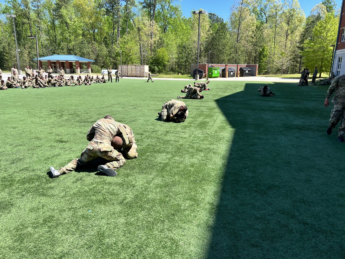 Rebel_Skum_85's tweet image. This is the stuff I live for. #Combatives #MACP #Army #GoOrdnance