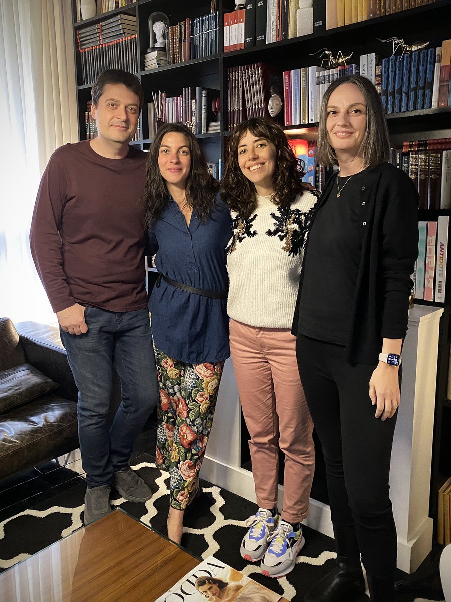 ManuelBartual's tweet photo. ¡Seguimos grabando la versión en inglés de #Blum! Hoy ha pasado por delante del micro @NatTenaLady para interpretar a Christina, la especialista en arte con la que Emma se reúne durante su investigación. https://t.co/URIohqjm51