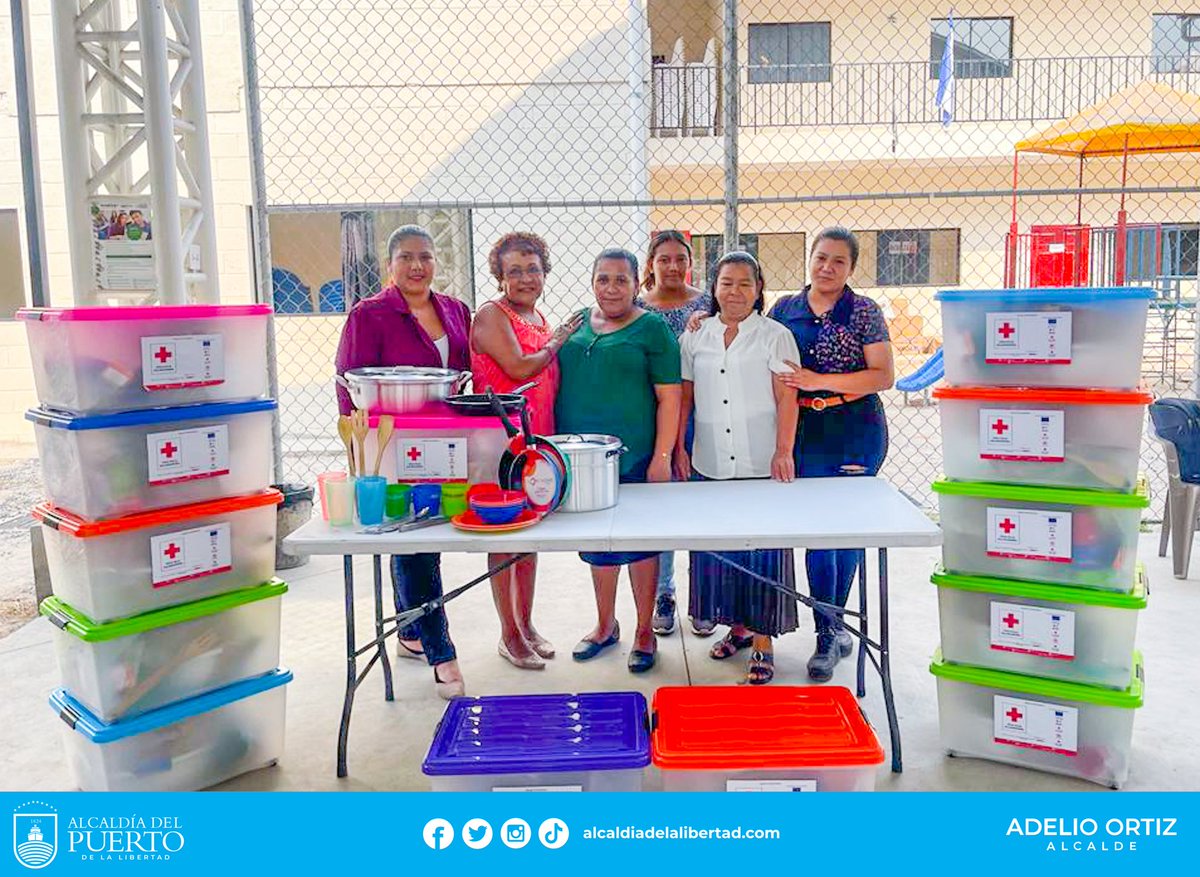 AdelioOrtizH's tweet photo. Felicidades a tod@s por culminar su curso de Cocina Internacional; ahora cuentan con nuevos conocimientos y herramientas para iniciar un emprendimiento.🙌

#ApoyandoEmprendedores https://t.co/TVmL1Jq4bH
