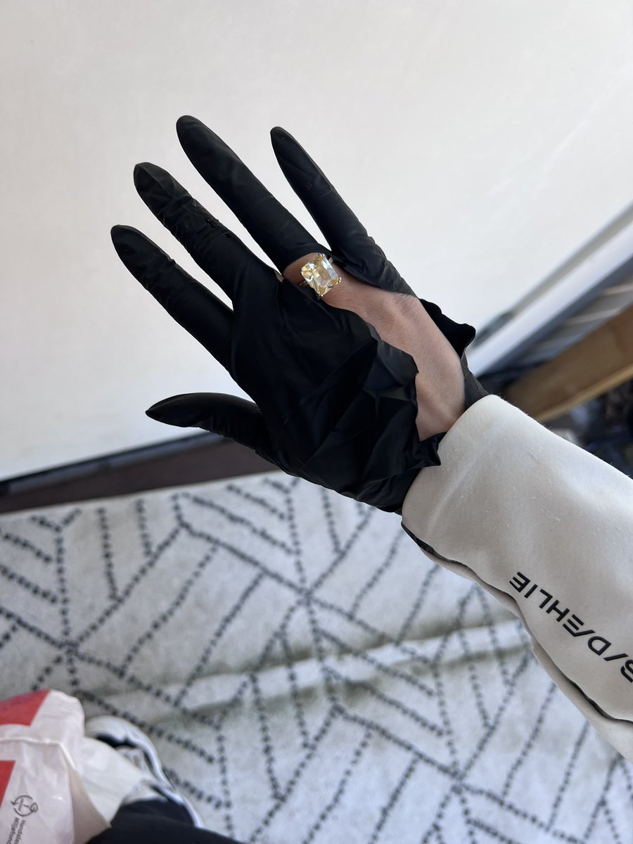 no more 𝐵𝓊𝓉𝓉𝒸𝒽𝒾𝓃 𝑅𝑒𝓃 (@renzaate) on Twitter photo 