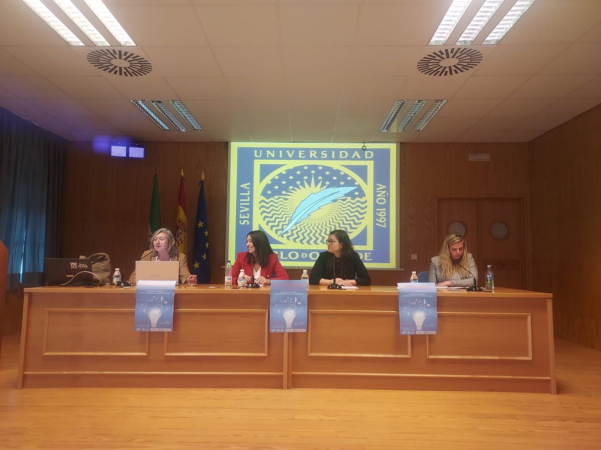 Finalizamos la jornada con la cuarta mesa, titulada "La europeización del Derecho Procesal" y amadrinada por la Prof.ª Coral Arangüena.