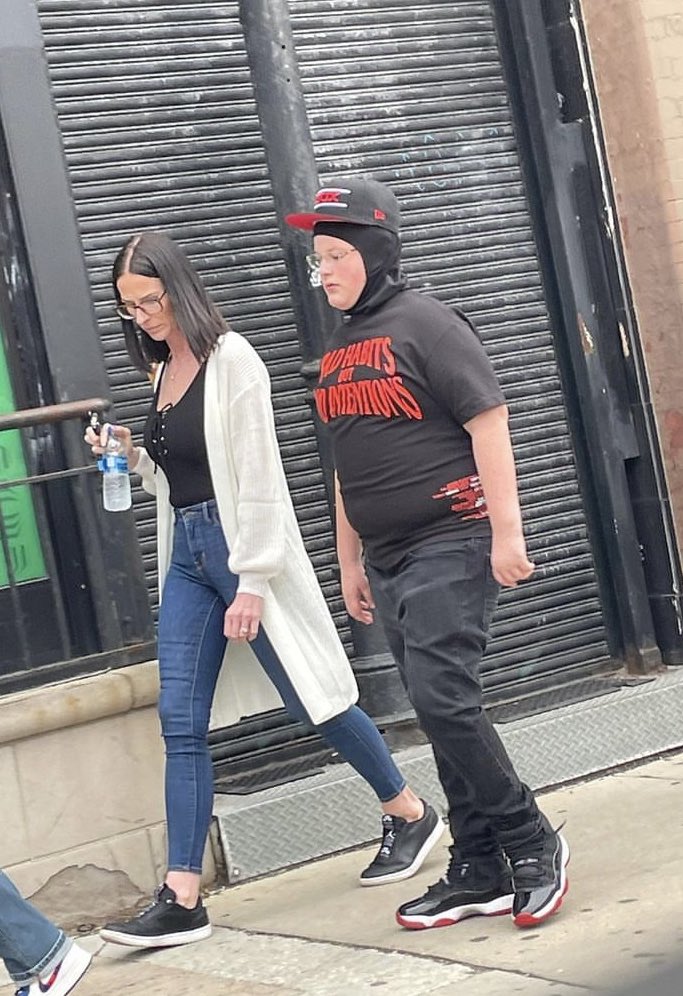 TMMR AT HOME @7:30 VS FLOMO

BE THERE