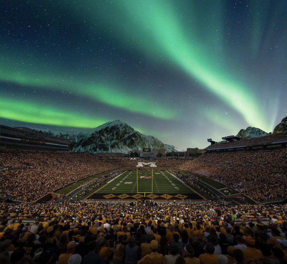 ColinInCOMO's tweet photo. Once again, I can’t see why anyone would argue this. Nothing beats a night game at Faurot Field https://t.co/zFfc0A9Sy9