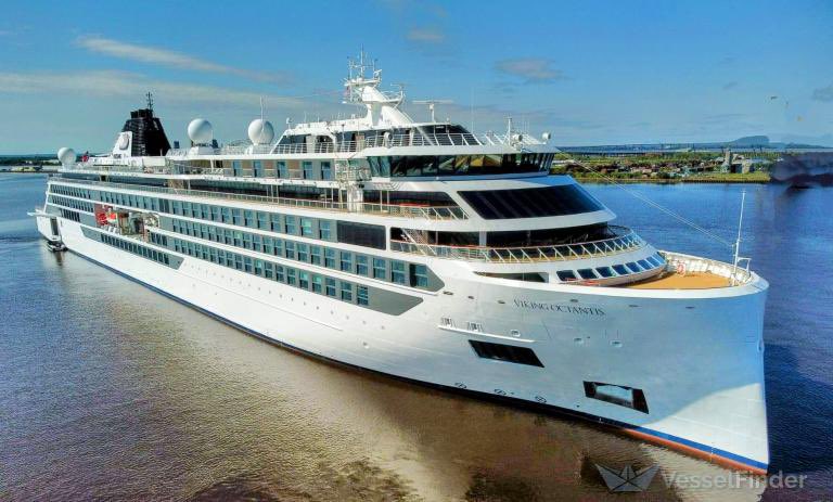 hwyh2o's tweet photo. Cruise season in the Great Lakes will soon be upon us as the @VikingCruises Octantis will transit the Montreal-Lake Ontario section of the Seaway destined for a stop in Toronto. 

#hwyh2o #seaway #greatlakes #greatlakescruisecoalition #cruiseships #portsofcall #seatrade https://t.co/a2AiYSwo5w