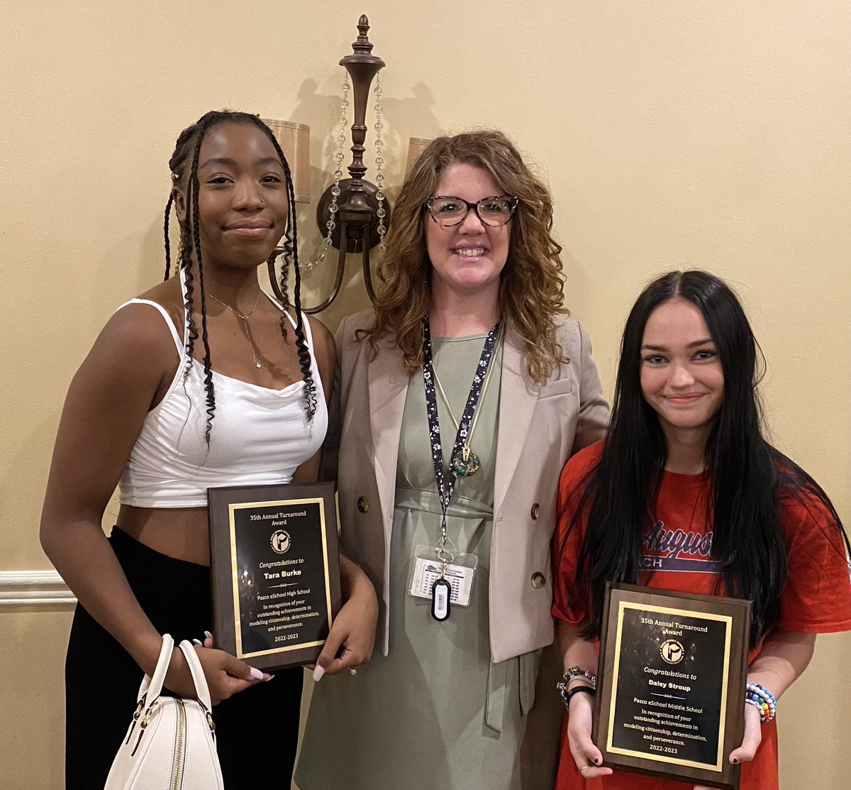 We are so excited to celebrate Daisy Stroup and Tara Burke as Pasco eSchool’s Middle and High School Turnaround Students of the Year! Congratulations! #ninjanation