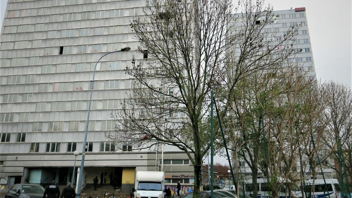 Le Parisien | 93 tweet media