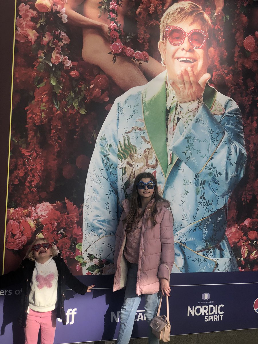 Slwalsh90's tweet photo. #EltonFarewellTour https://t.co/MJV6yvo90V