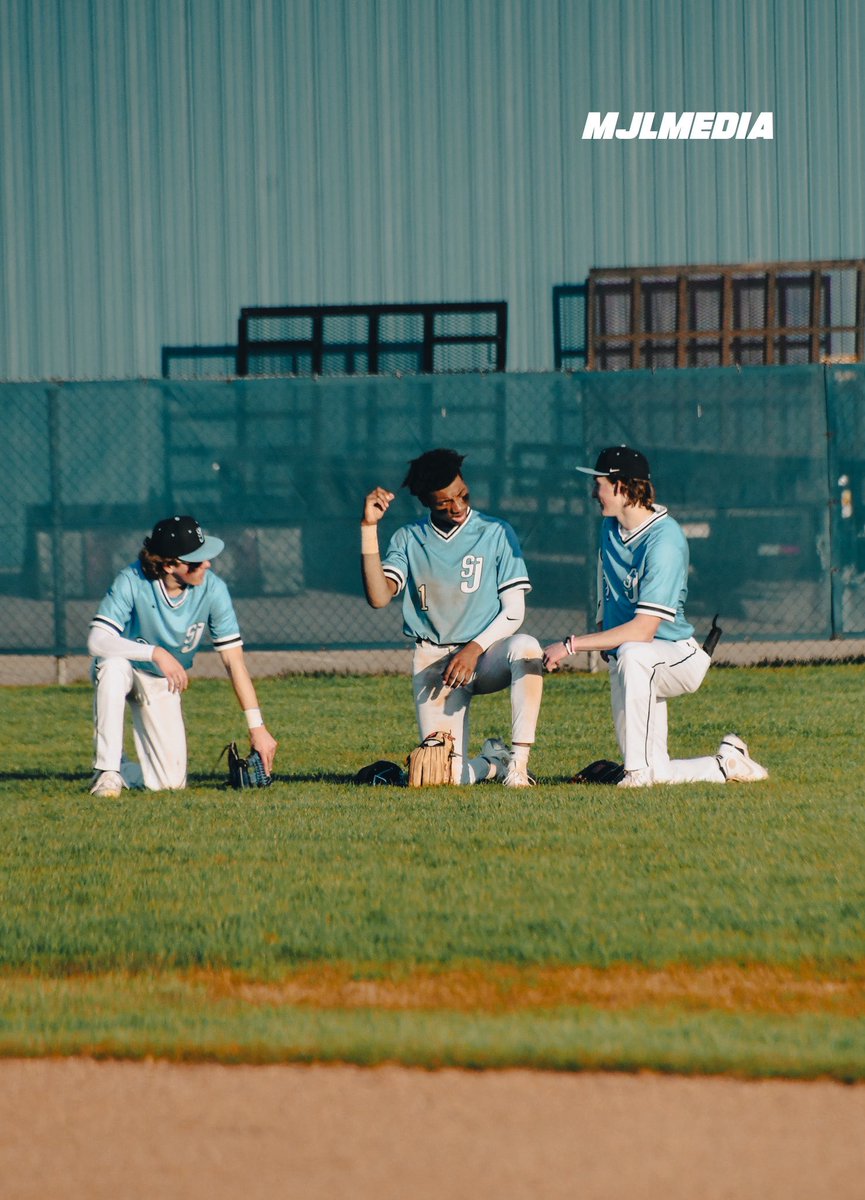 For the love of the game!

(📸 via Murphy Wiginton)