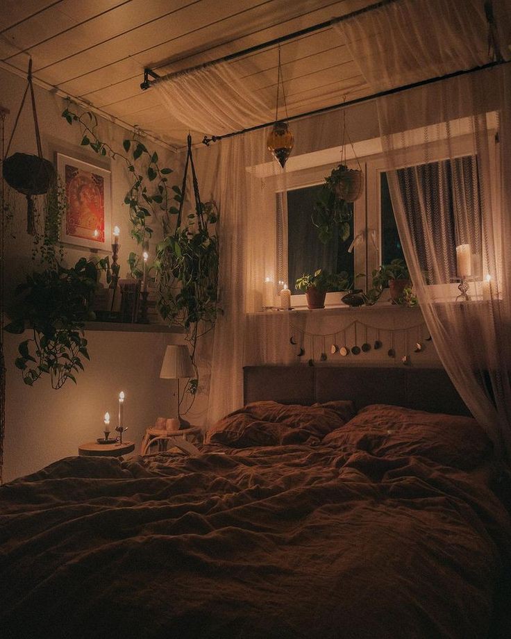 HOTELVNIA's tweet photo. ૂ ࣪᪥ ⋆ ficha on

  ͏ ͏ ͏ ͏ ͏ ( @shinarills  ) 
– Nome: Tighnari 
– Idade: 19
– Pronomes: ele/delee
– Espécie: Híbrido de foneco
– Gatilhos: Sapos, cigarro, e tripofobia 
– Foto do quarto: https://t.co/3qAaHvi540