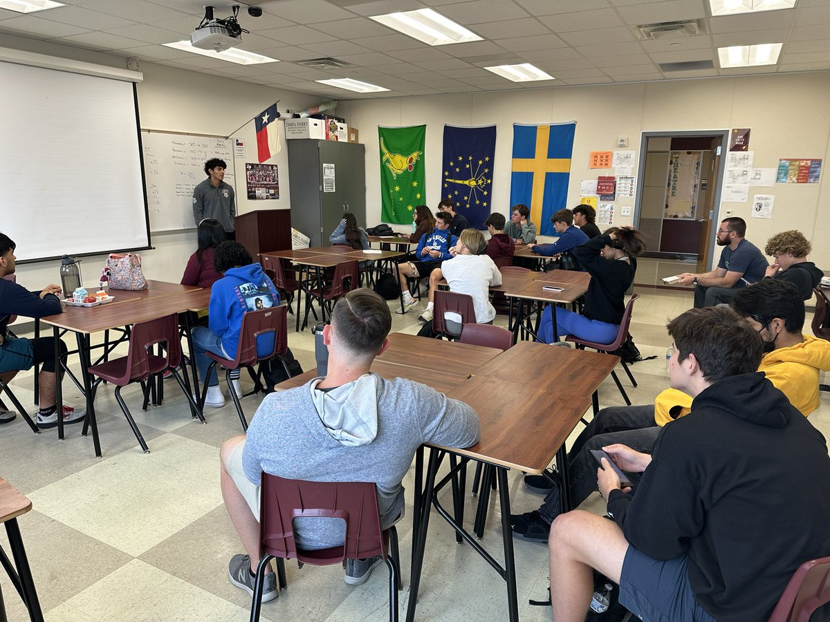 Lewisville FCA tweet media