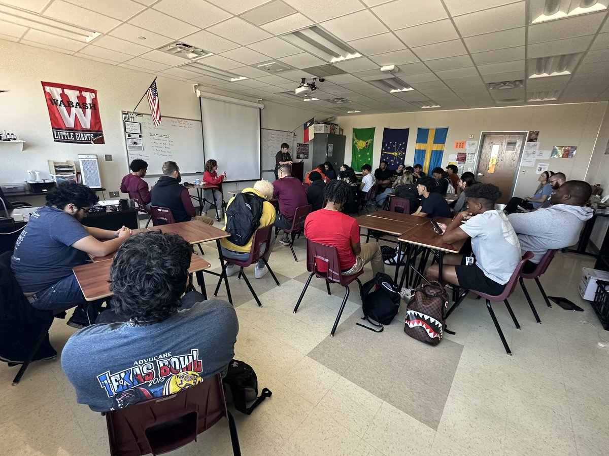 Lewisville FCA tweet media