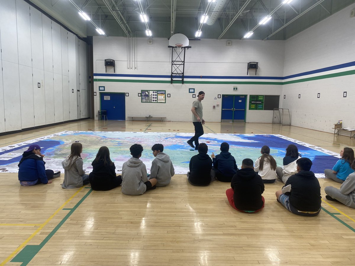 Connie2Educ8's tweet photo. Thank you Mr. Thrasher and @DPEquity for helping us better understand the land, languages and our indigenous peoples with the biggest map we have ever seen! @DPCDSBpowerMEup #dpguidance https://t.co/Xxuzx9QsMd
