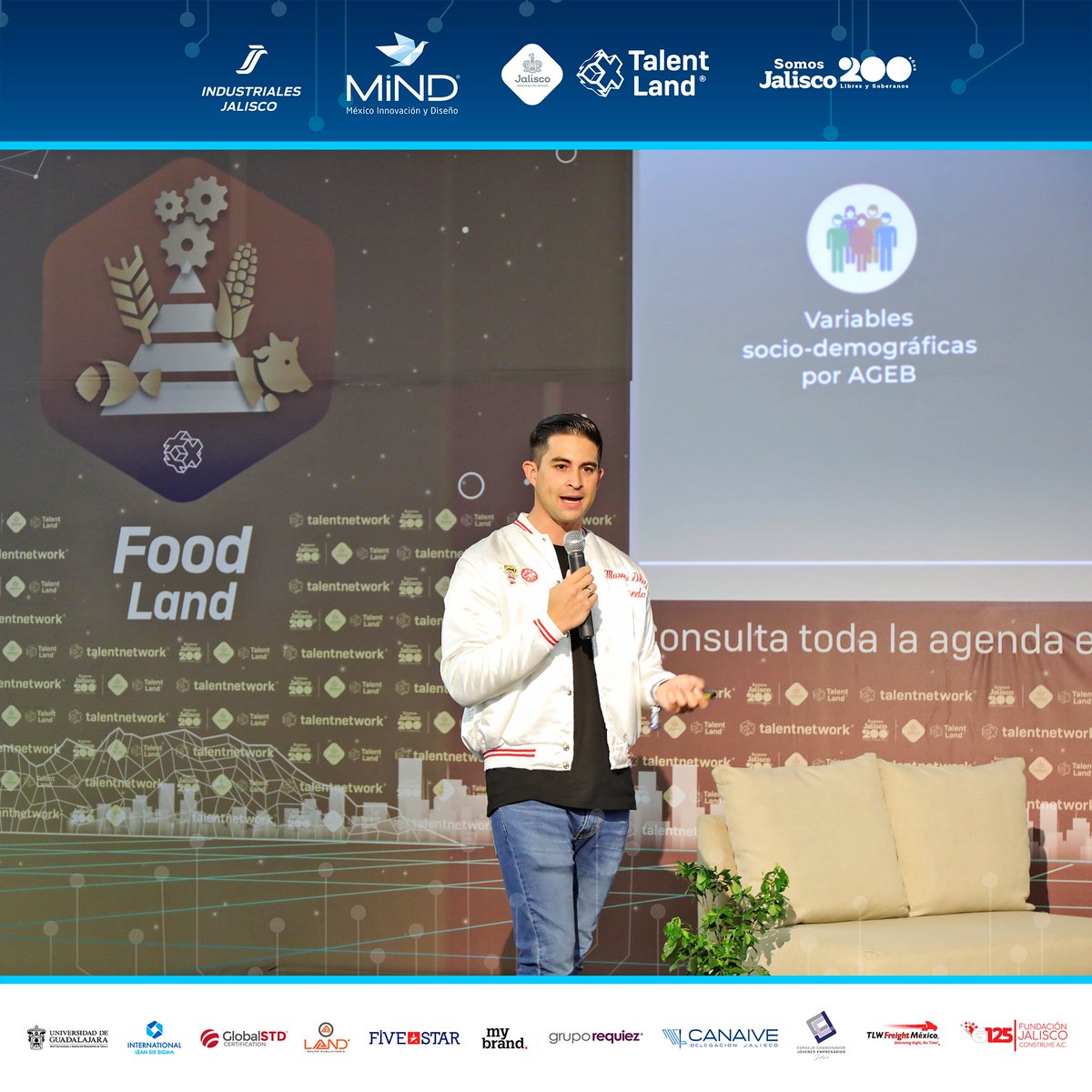 mindmexico's tweet photo. Estuvimos presentes en la conferencia “Hacking el canal de venta tradicional en México”, impartida por Diego Masayi, en el marco de Talent Land 2023. https://t.co/Cg9Iw4UxJ1