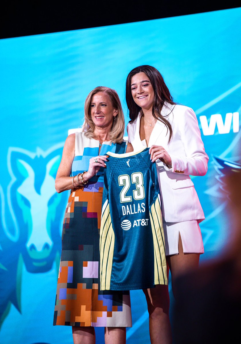 WNBA tweet media
