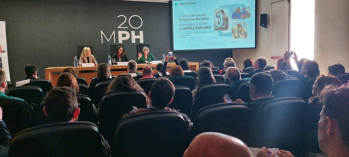 Charo Ibañez (@charoibacsocial) on Twitter photo Una gran experiencia conocer de cerca los proyectos ganadores de la convocatoria sociales de <a href="/FundlaCaixa/">Fundación ”la Caixa”</a> en Castilla y León. Una gran experiencia conocer de cerca los proyectos ganadores de la convocatoria sociales de <a href="/FundlaCaixa/">Fundación ”la Caixa”</a> en Castilla y León.