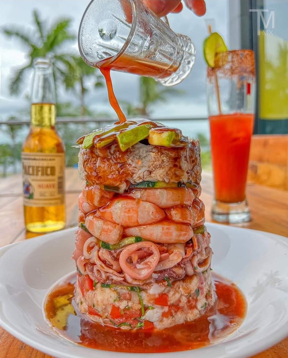 parisglz's tweet photo. La gastronomía de Tampico es –sin miedo a equivocarme– una de las más ricas del país. La cercanía con la región Huasteca, el norte, el centro, a ríos y el mar, le da una amplia variedad gastronómica y a precios muy accesibles. https://t.co/F4etinPxmb