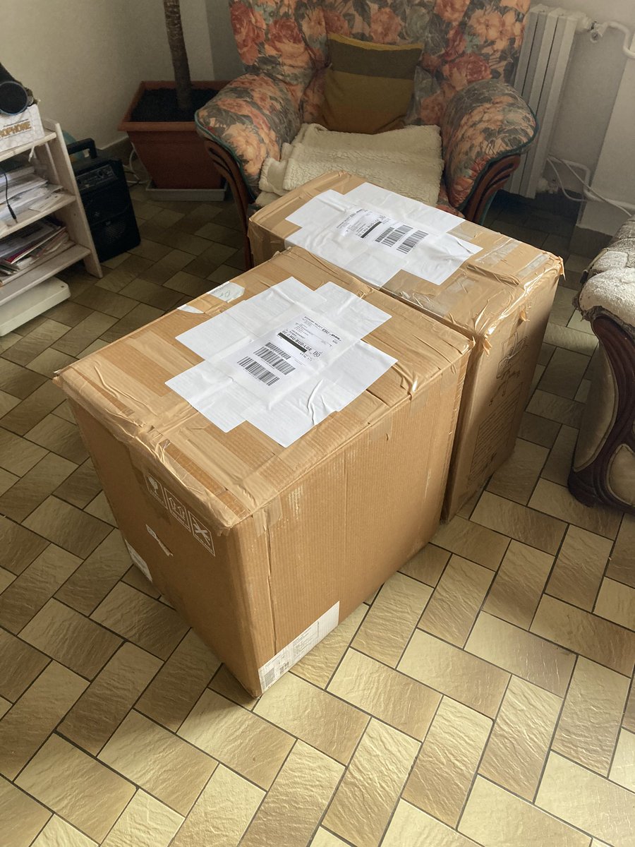 9 bw came in today thanks to <a href="/NATAIOBOT/">NATBOT</a> and manual 😂

Sold as soon as I got them