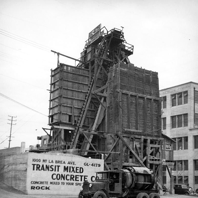LAPL Photos on Twitter "[ca.1937] A concrete truck is parked in front