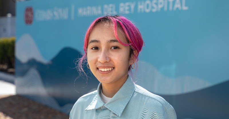 CedarsSinai's tweet photo. Happy #VolunteerWeek to all of our incredible Cedars-Sinai volunteers!
Volunteers play a critical role at Cedars-Sinai Medical Center and at Cedars-Sinai #MarinaDelReyHospital. If volunteering interests you, learn more at the link below.
#HCVolunteerWeek