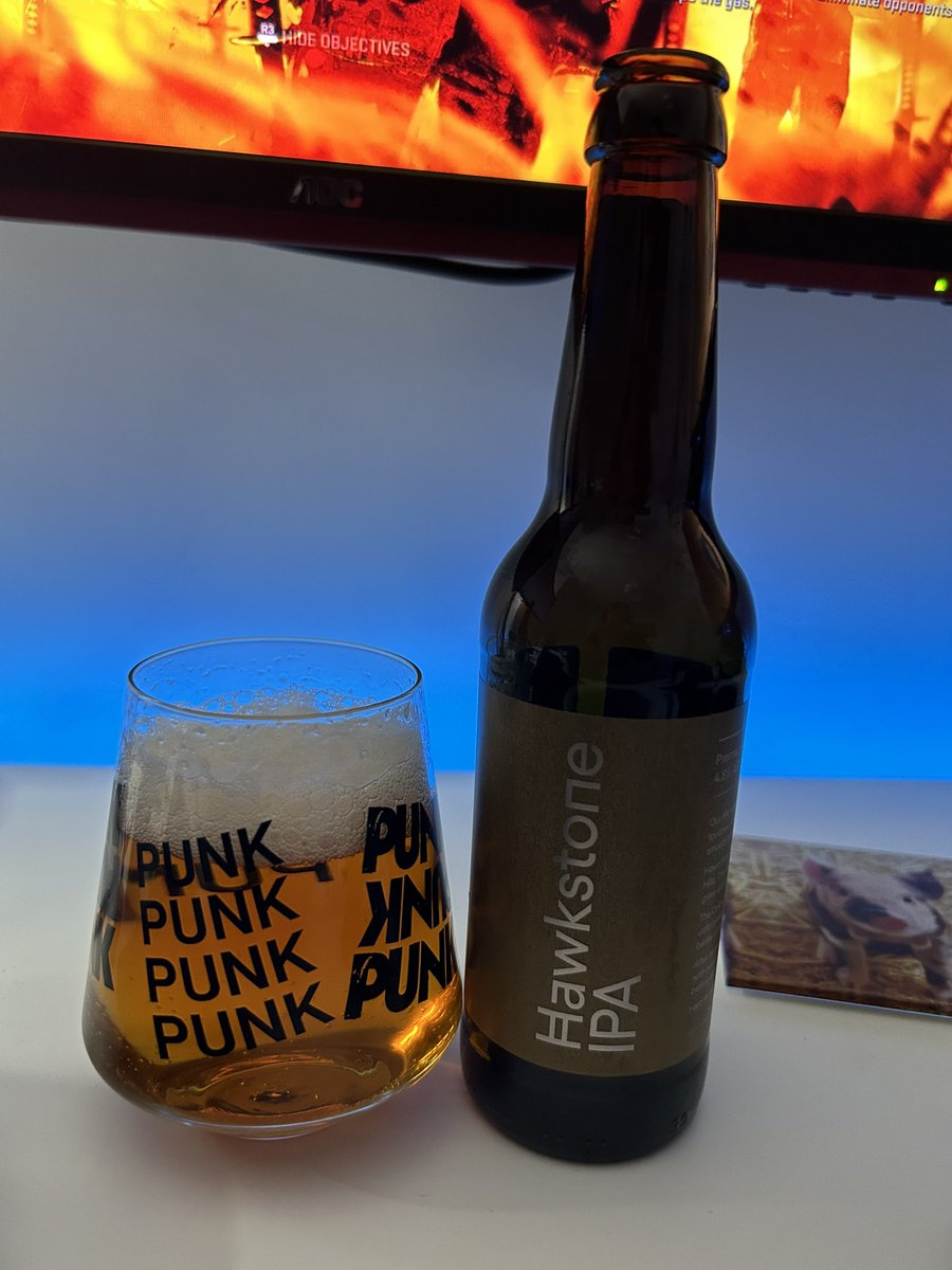 lewb1989's tweet photo. A mate managed to pick me up some #Hawkstone beers from a place in Leicester! Some decent beers and would recommend trying if you haven’t! Good work @JeremyClarkson! #Farming #Beer #ClarksonsFarm https://t.co/jMVWBdNg59