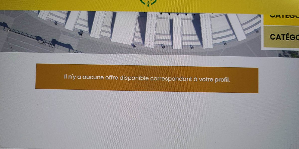 TolenErwan's tweet photo. @FCNantes Je suis abonné en Loire mais 4h30 d'attente plus tard le site me refuse l'accès à la vente !.. merci @FCNantes 🤬
C'est reparti au début de file d'attente 😡 https://t.co/iy23ikuQhj