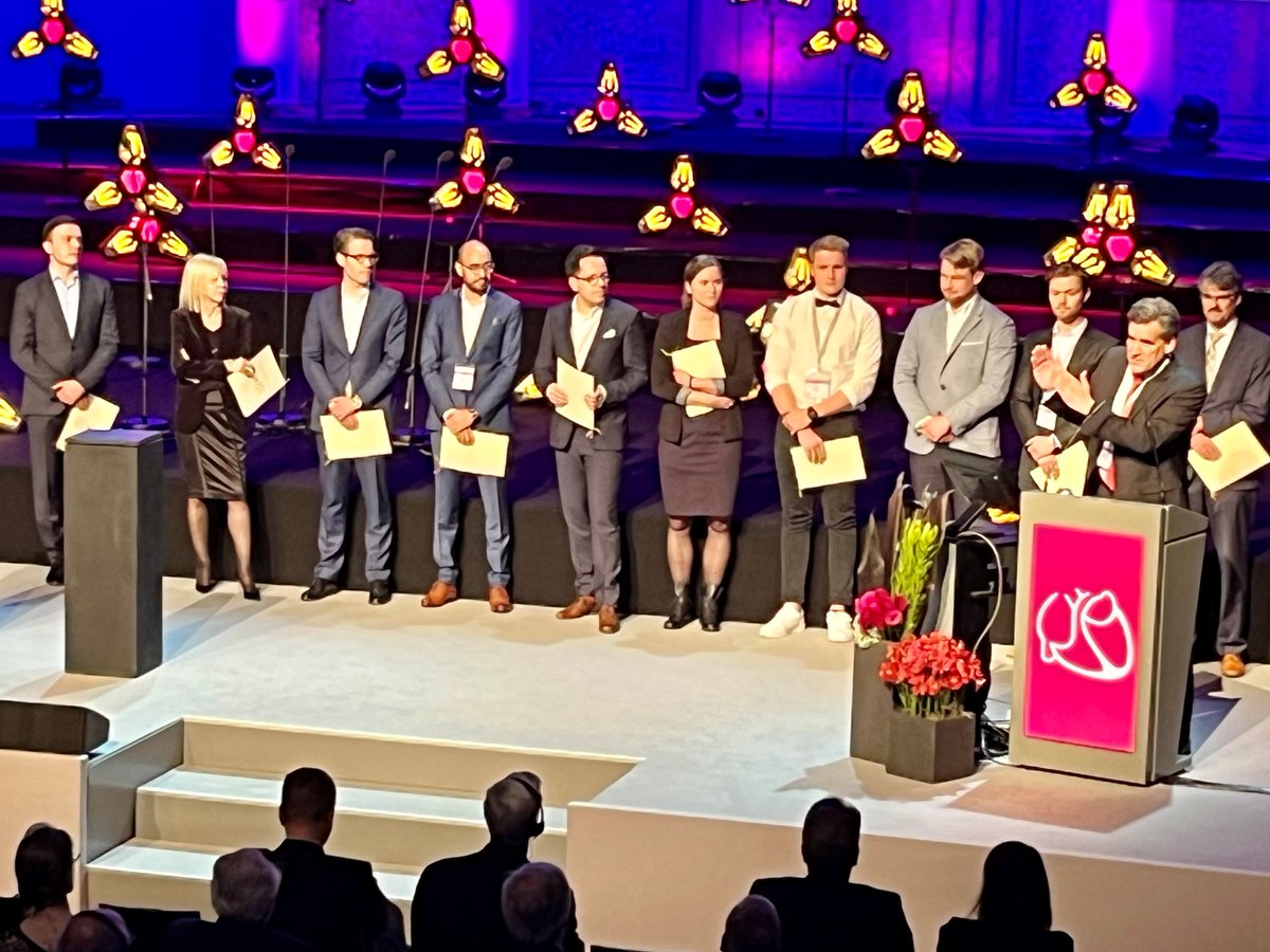 🚀✨ Amazing! These researchers from the DZHK were on stage tonight at the #DGKJahrestagung to receive awards. Congrats to Hugo A. Katus @AndreasZeiher @SteffensLab Stefan Blankenberg Richard Schell Tobias Rheude @JanaGrune @v_puntmann Eike Nagel bit.ly/41tVA7R