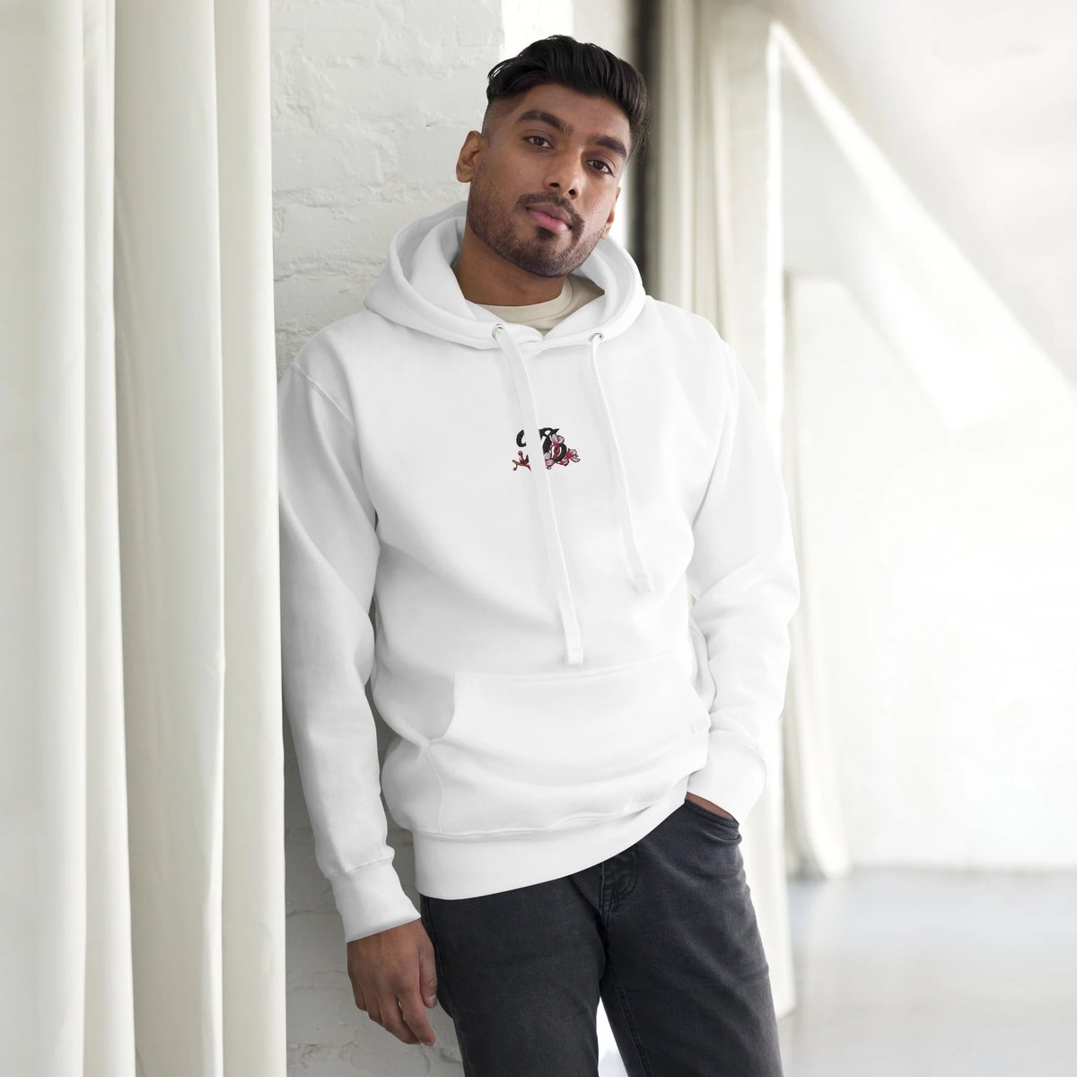 ThankLessLuxury's tweet photo. Embrace growth and blossom into a new you. It’s time to make that change. It’s time for self love. It’s time to be who you wanna be.

Our new Cherry Blossom collection is available now. 

#embroidered #luxury #fashion https://t.co/POKqzoqpi0