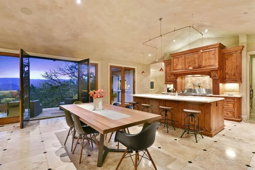 sthelenare's tweet photo. Gated Mediterranean estate home within St. Helena City limits. Very close to the conveniences of town yet extremely private in an enclave of estate homes. 

📍2470 Spring Mountain Rd, St. Helena, CA
JACQUELINENAPAVALLEY@GMAIL.COM
DIRECT 707.738.7338 | OFFICE 707.967.9570 https://t.co/UsdHnQ59lF