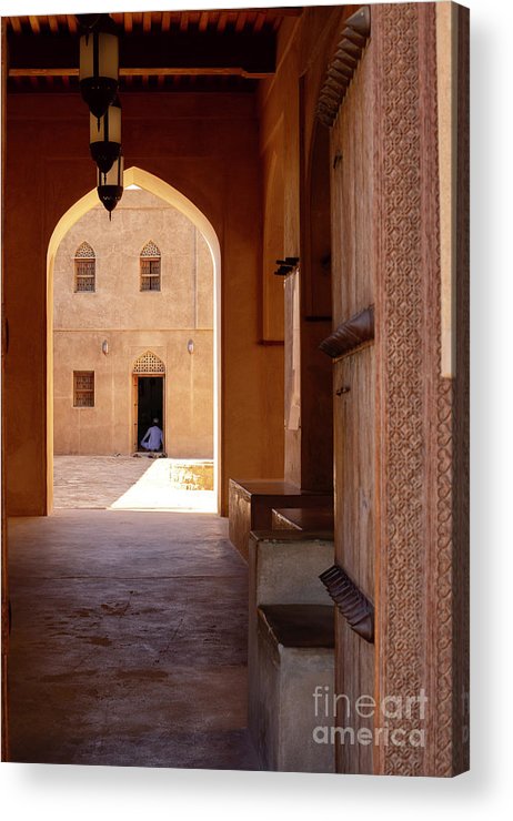 PatriciaPhotos's tweet photo. Man sitting in Jabrin fort in Oman seen through door https://t.co/bS761jdiZH By https://t.co/XNdFxm7LuI #fineart #WallArt #homedecor #LoveArt #AYearForArt #BuyArtNotCandy #photography #SpringForArt #Oman #Jabrin #fort #arches #architecture https://t.co/FLH94914YB