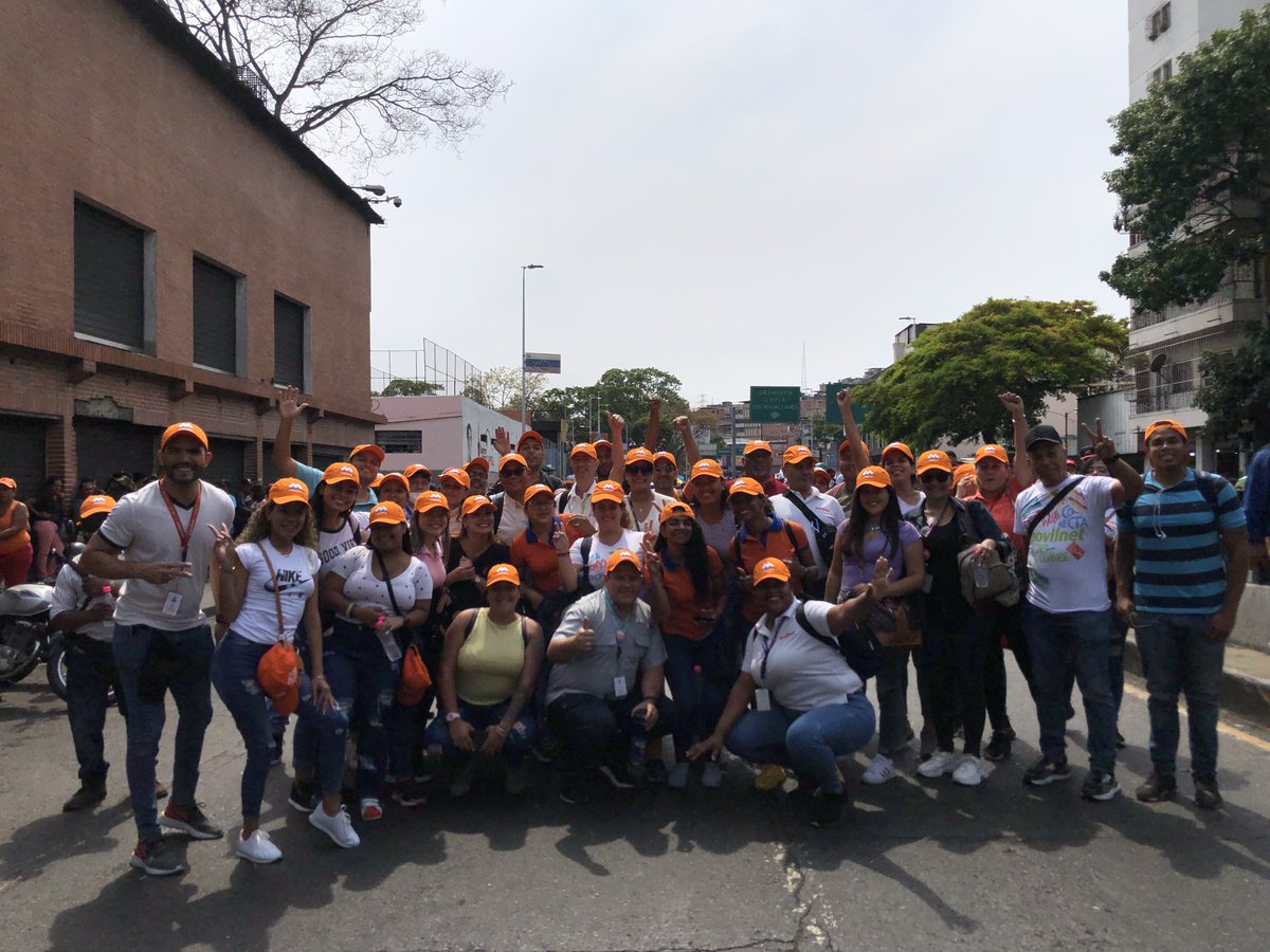 #13Abr| Participamos en la movilización “Abril, glorioso crisol de la unidad cívico-militar” en honor al pueblo que con valentía derrotó en 2002, junto a la FANB, el golpe de Estado contra el Comandante Chávez y restituyó el hilo constitucional.

#Todo11TieneSu13