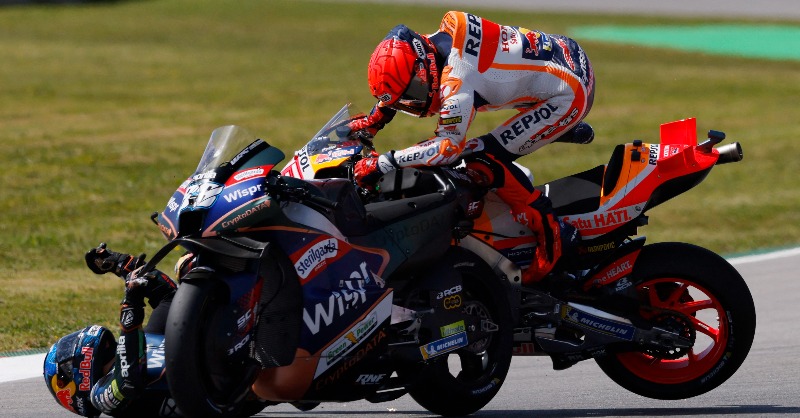 esport3's tweet photo. 🚨 La sanció a Márquez, en pausa ⏸