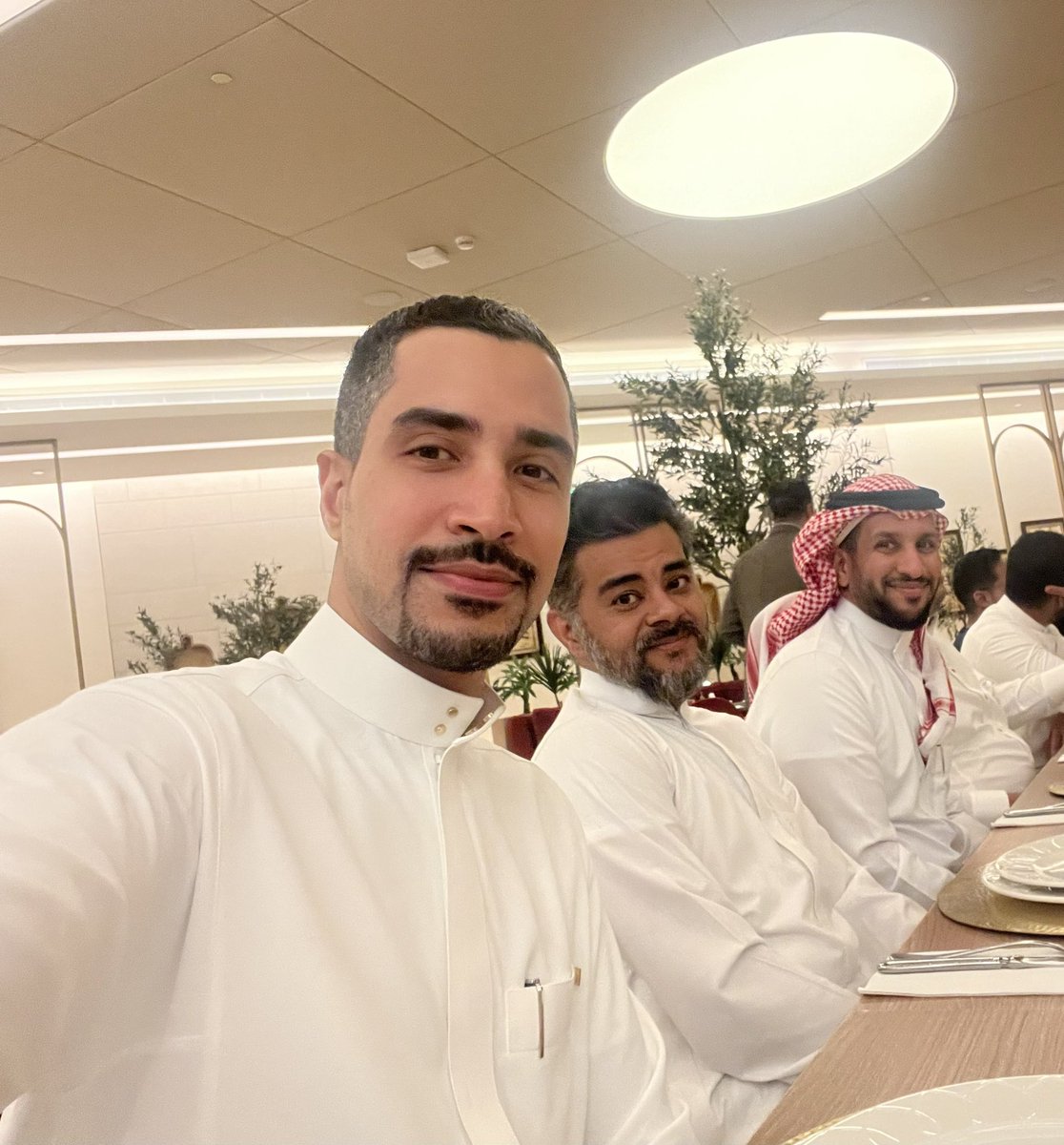 tariq_ghararah's tweet photo. #Ramadan2023 #Sharing_Experience
No such thing as gathering with amazing colleagues &amp; great Surgeons. @dr_Resini @dr_aljehani @AgeelAmro @galiajadkarim @AlshehriAziz @Jawad_Allarakia https://t.co/k15TLb99xE