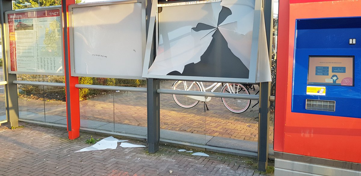 BWaddinxveen's tweet image. Een ronde gelopen door Waddinxveen. Vernielingen, dumpen van afval, bestrating beschadigd, defecte lantaarnpalen. Een praatje met bewoner. 
#buurtpreventie #waddinxveen #fixi #afval #vernieling