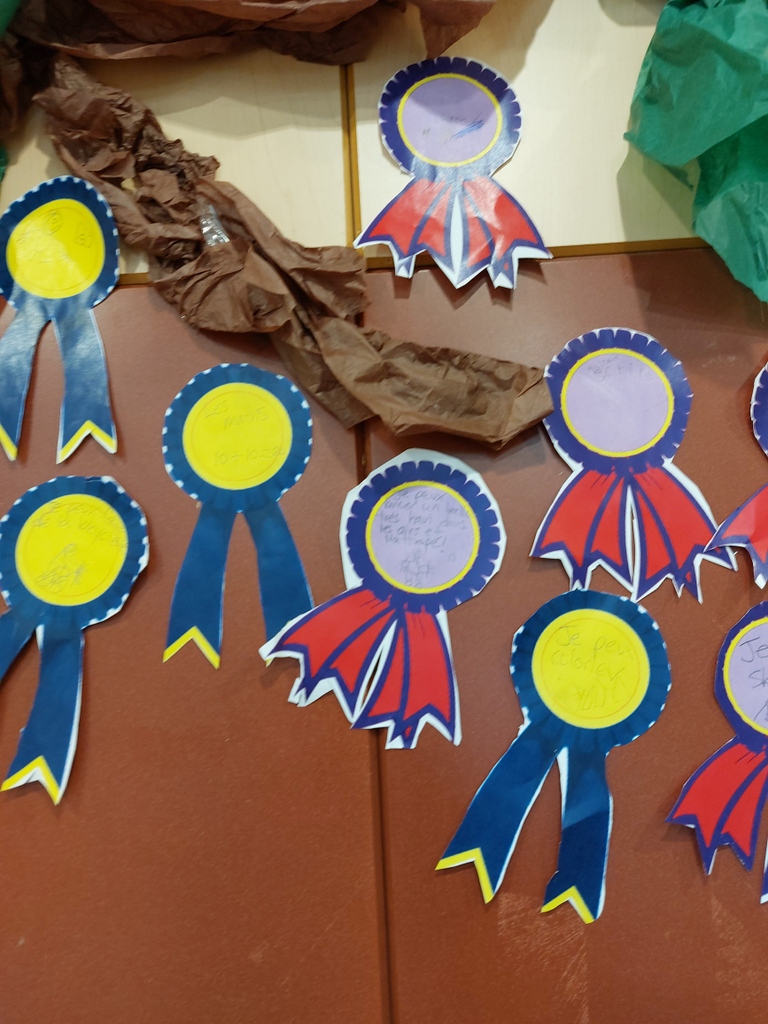There is so much to be proud of. Art 🎨 by CFIS ECE students.
:
#ECEatCFIS @iborganization @ibpyp @ib_c_p #yycschool #independentschools #yycopenhouse #jesuiscfis #admissionsopen #student #preschool #kindergarten #immersion #admissions #gloablaeducation #YYCKids #IBSchool
