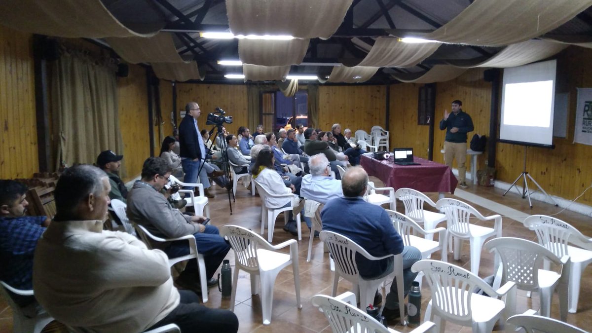 PlanAgro's tweet photo. #Ayer en la📌@RuralMaldonado 
Se realizó la Jornada "Saliendo de una sequía, cómo seguimos adelante pensando en el período otoño - invierno" 
🗣️G. Basso, @marquezgalli @guada_tiscornia, J. Mesa, S. Barreto, A. Saravia, @BarbatRicardo 
@MGAPUruguay @INIA_UY #PlanAgro https://t.co/E3l69cOCwc