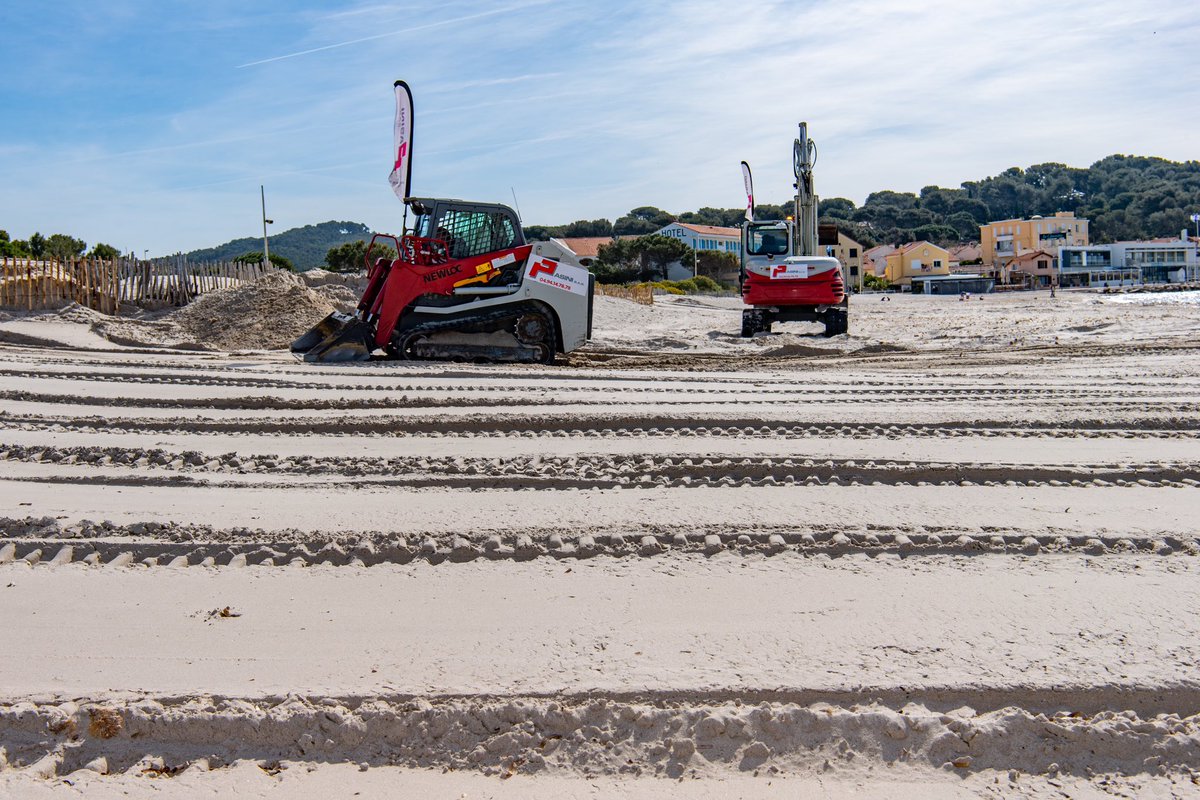 NBicais's tweet photo. Mardi, je me suis rendue sur la plage des Sablettes où l'opération de retroussement de sable a débuté. En 2021, nous avions utilisé cette nouvelle technique qui s'est avérée très concluante pour réensabler la plage de Mar-Vivo. Depuis nous répétons ce procédé chaque année. https://t.co/aHPTMy6z43